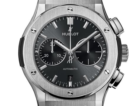 Classic Fusion Racing Grey Chronograph Titanium 45 mm .